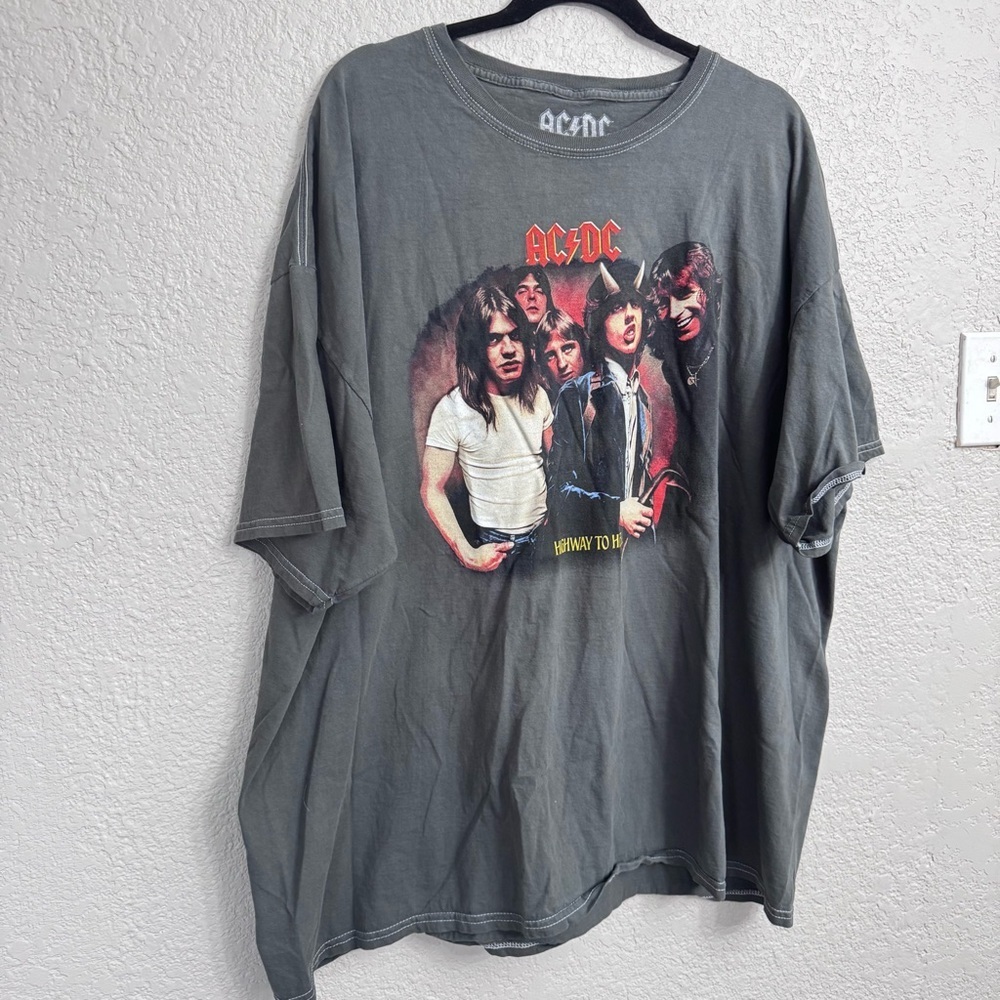 AC/DC Gray Graphic T-Shirt - Size XL - Picture 3 of 5